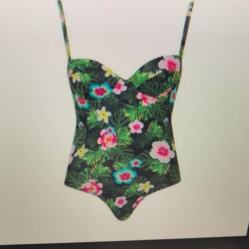 Top shop Maui floral one piece swimsuit